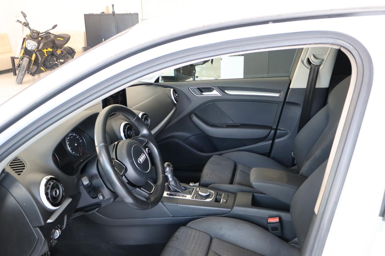 Audi A3 SPB 1.6 TDI S tronic Sport