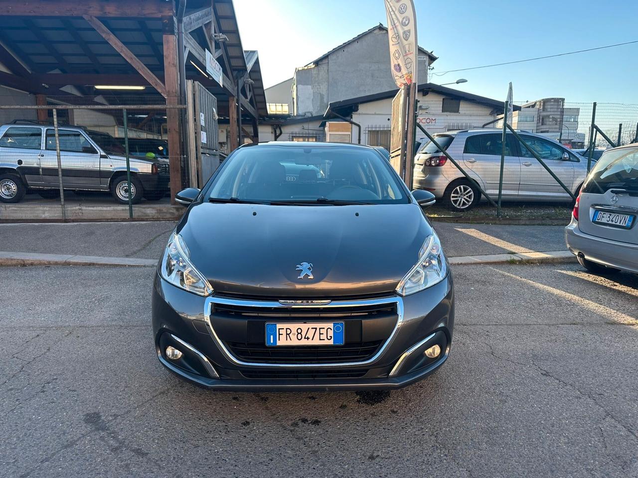 Peugeot 208 PureTech 82 5 porte Allure