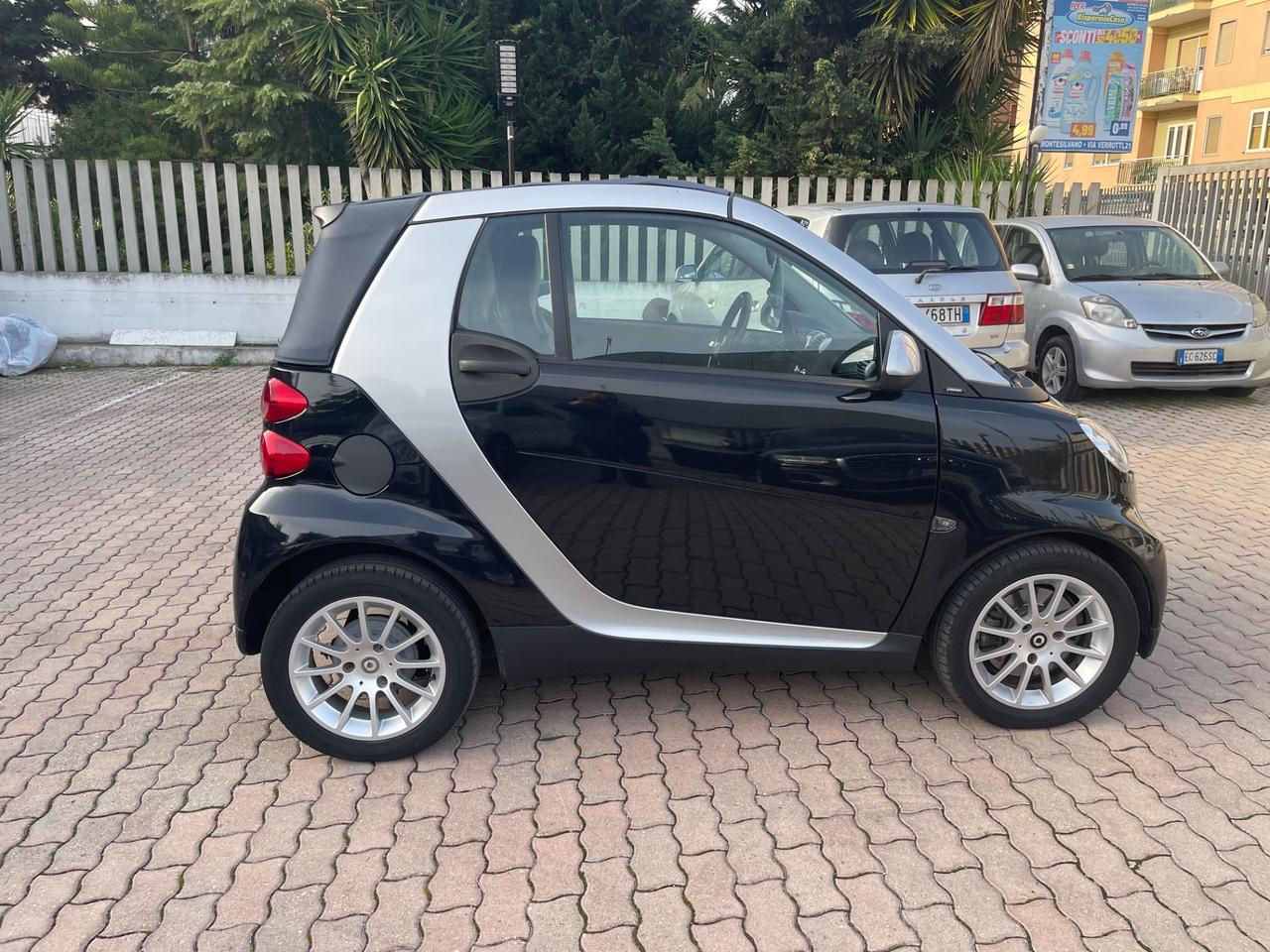 Smart ForTwo 1000 62 kW cabrio passion