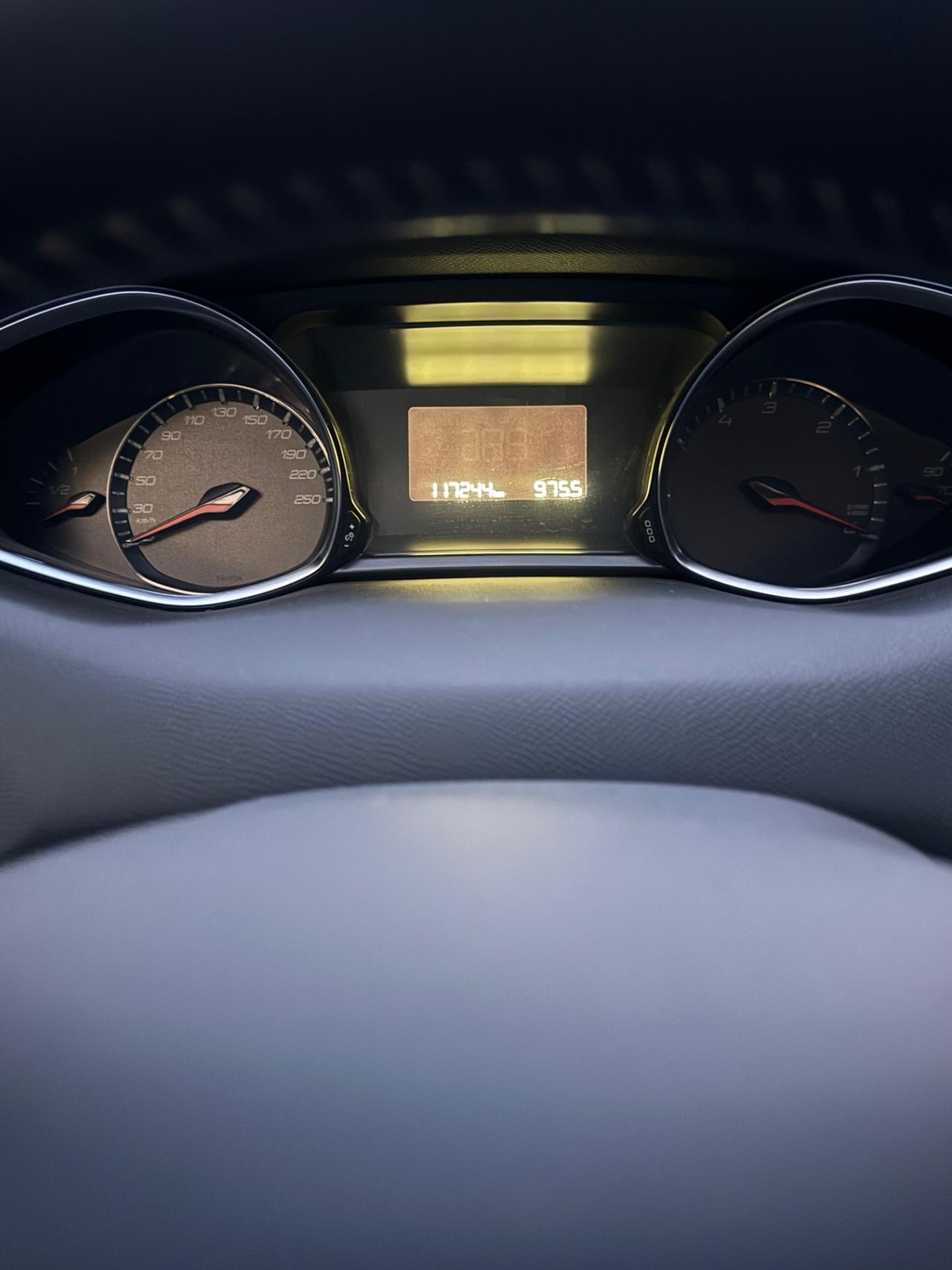 Peugeot 308 BlueHDi 100 S&S Active