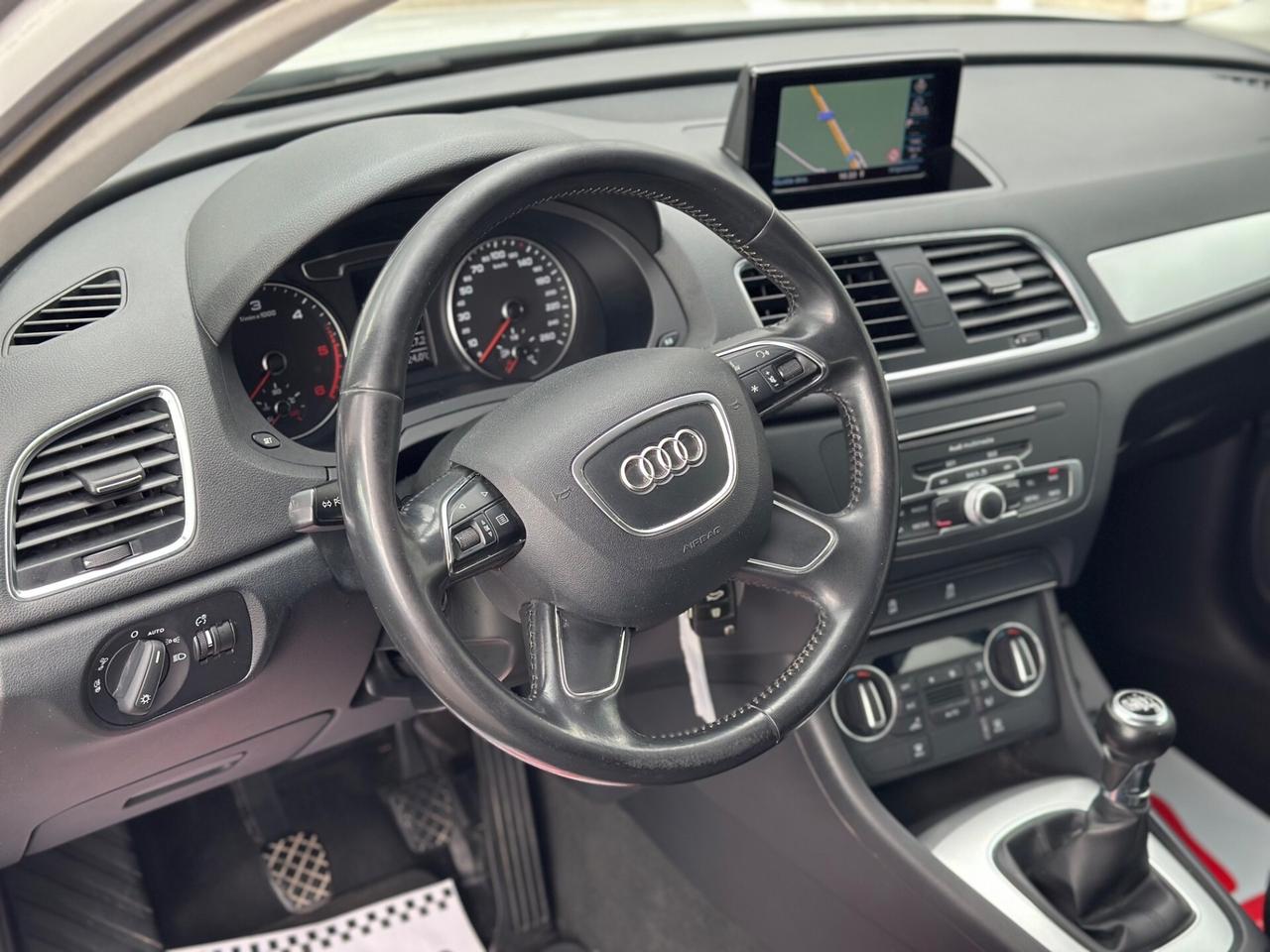 Audi Q3 2016 Restyling 2.0 TDI 120 CV Design PERFE