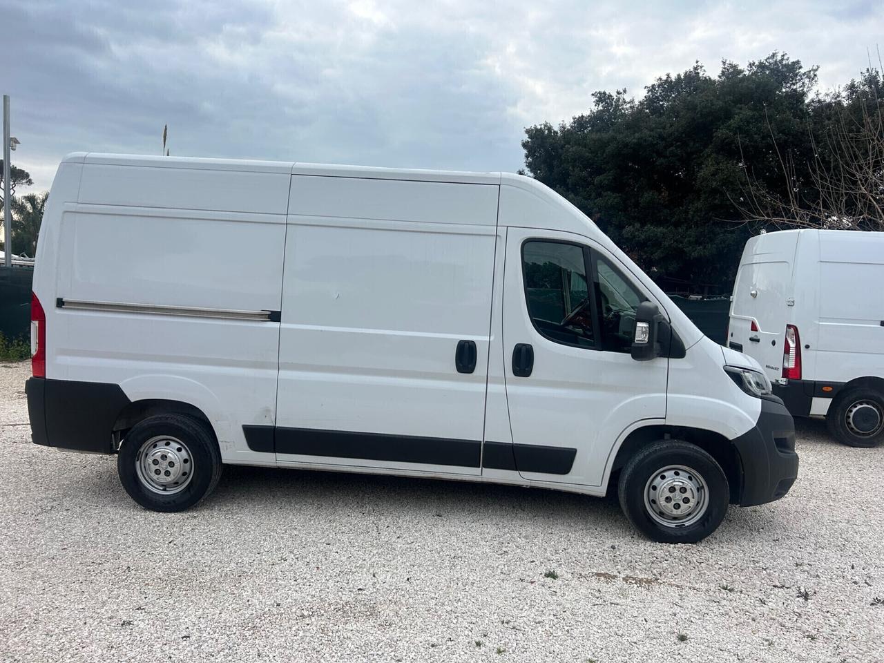 Peugeot Boxer 333 2.2 BlueHDi 140 S&S PC-TM Furgone
