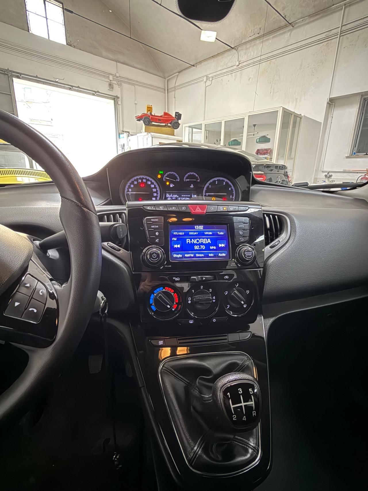 Lancia Ypsilon 1.3 MJT 16V 95 CV 5 porte S&S Platinum