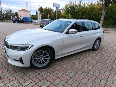 Bmw 320 320d xDrive Touring Luxury