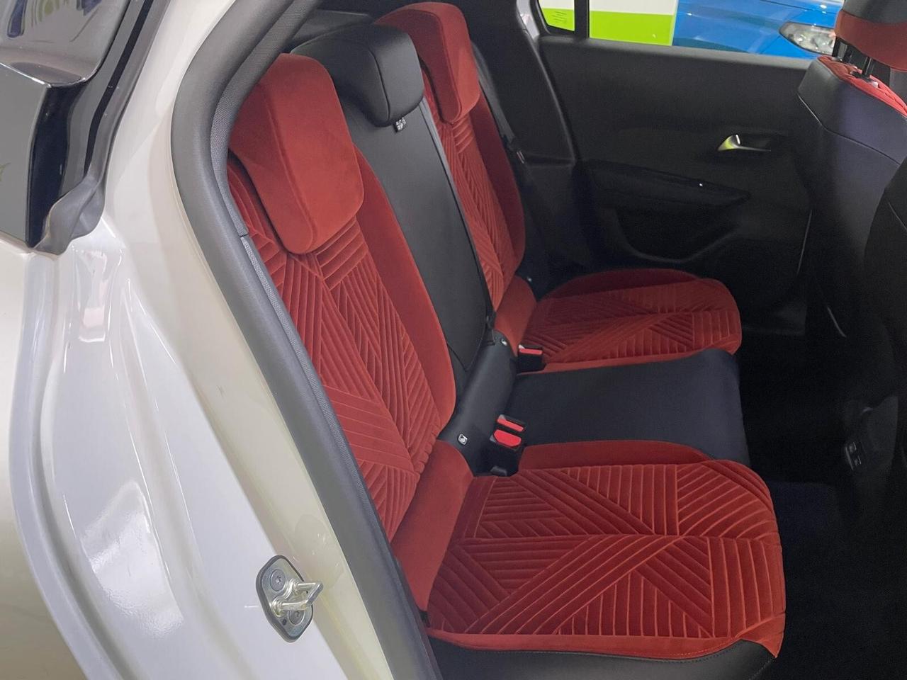Lancia Ypsilon Hybrid e-DCT LX KM0