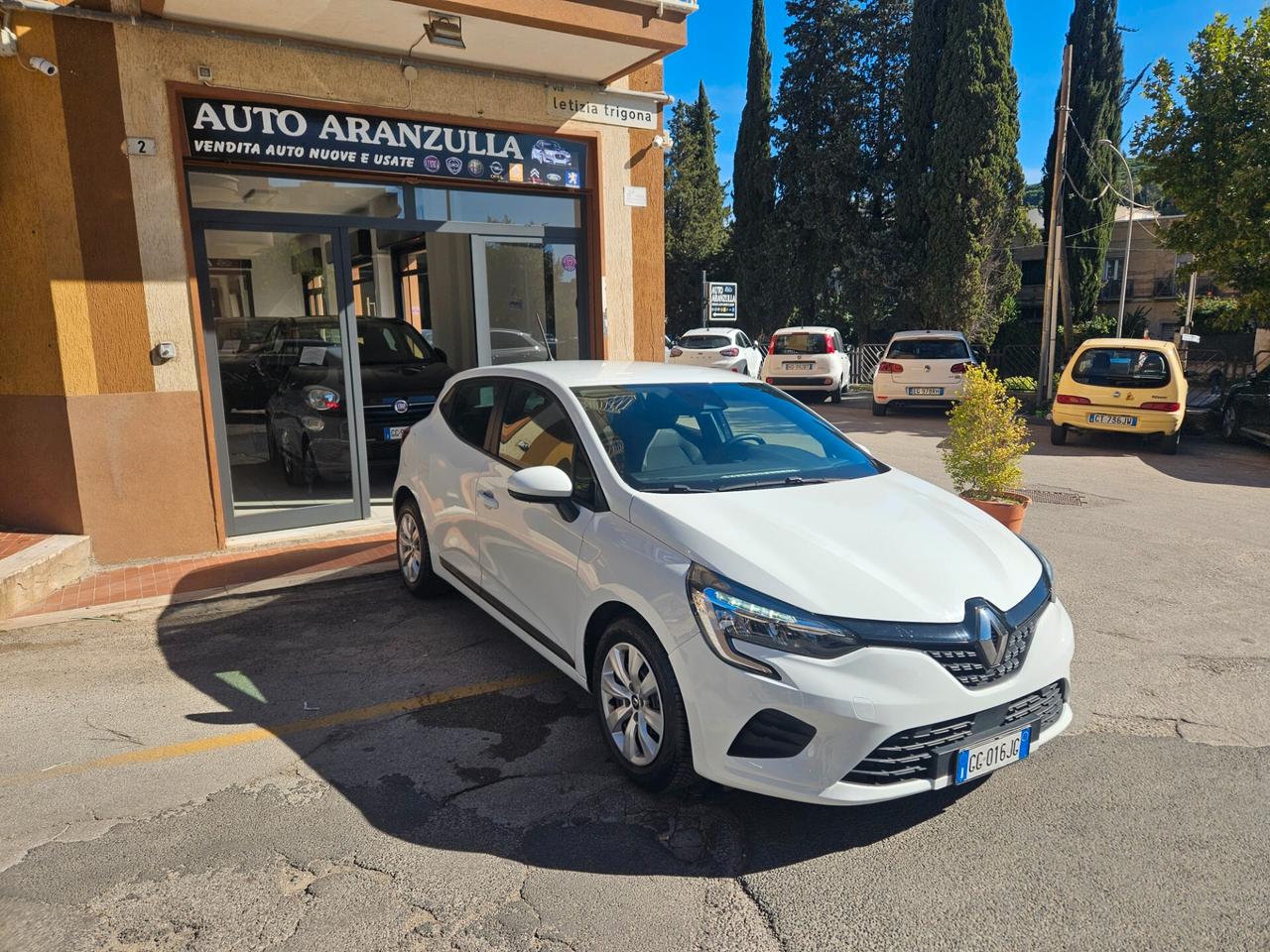 RENAULT CLIO 1000 SCE 58000 CHILOMETRI CERTIFICATI