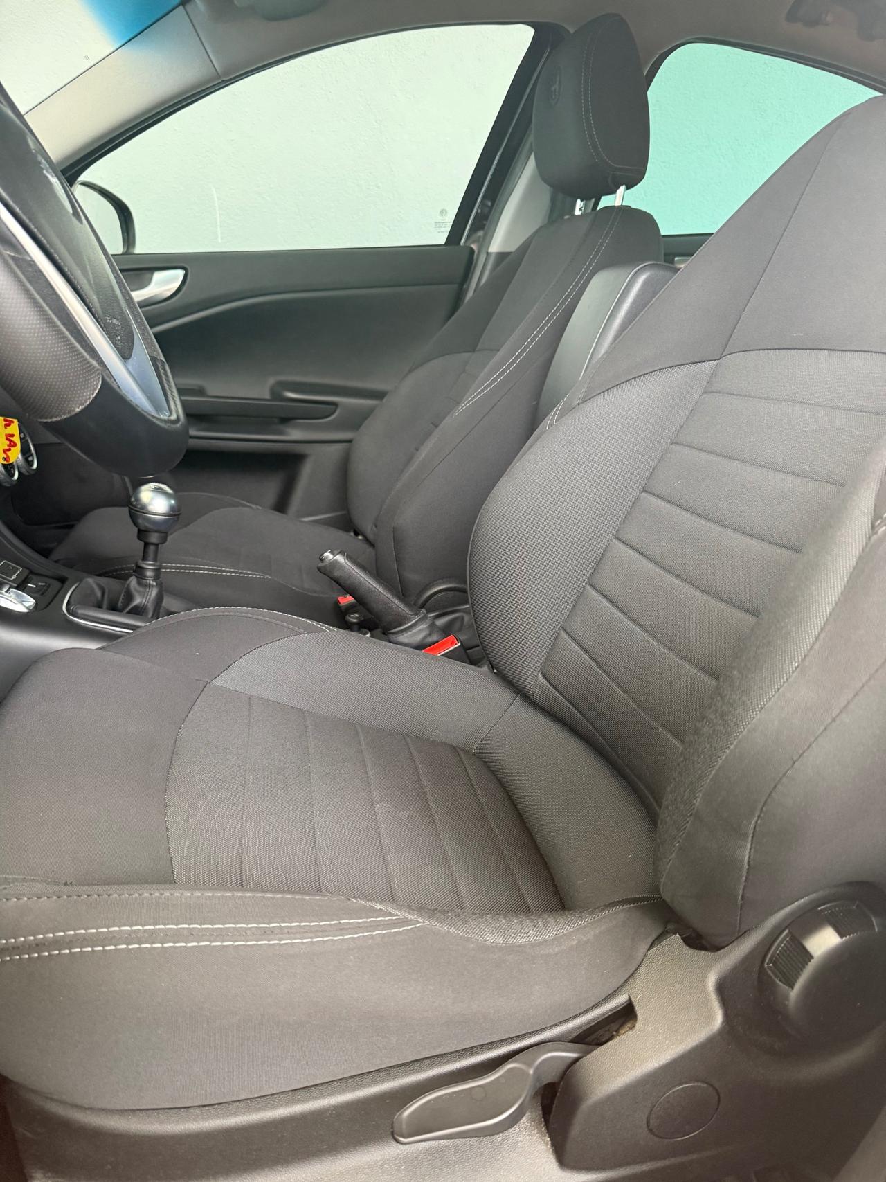 Alfa Romeo Giulietta 1.6 jtdm B-Tech 120cv my18