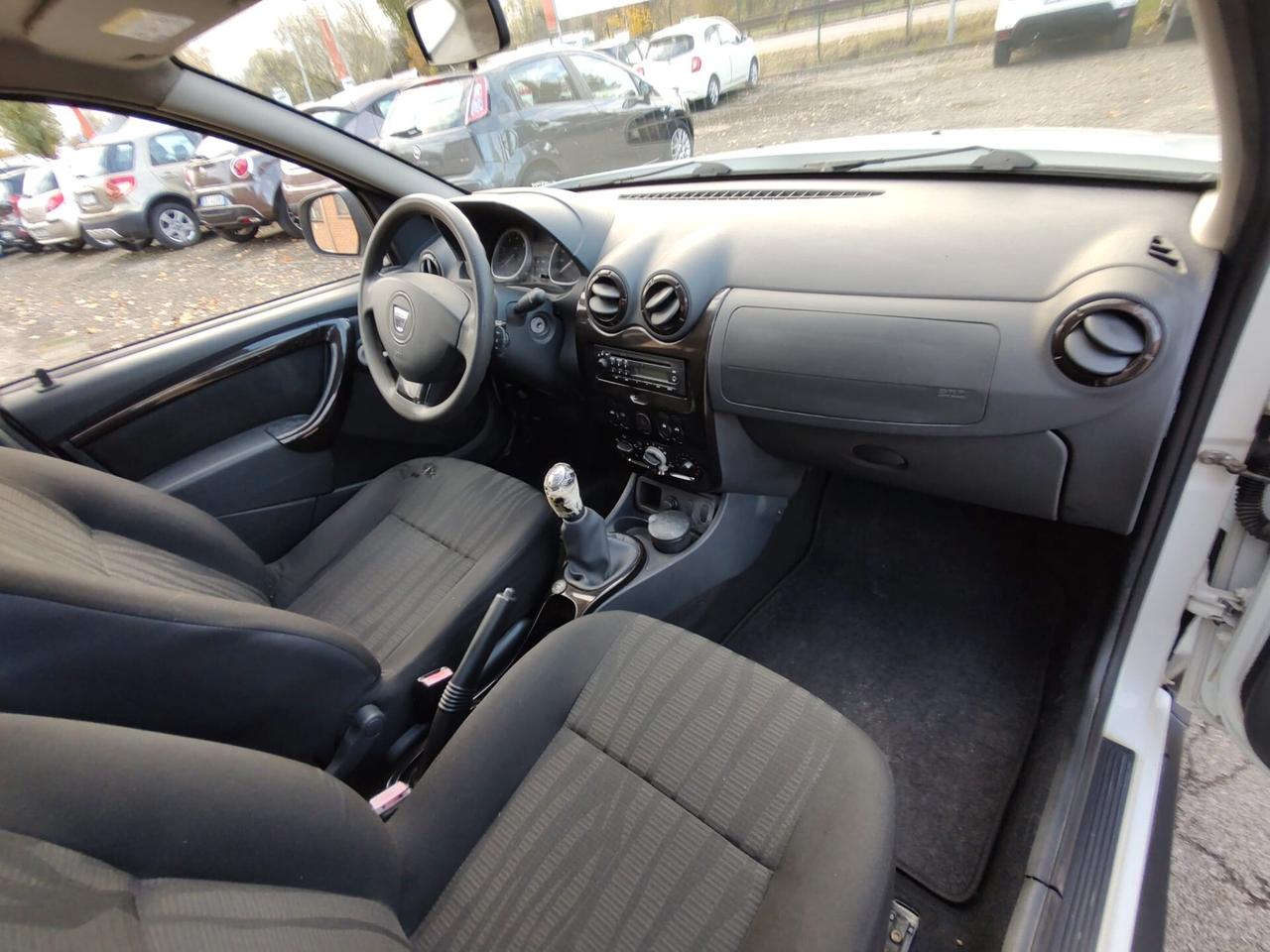 Dacia Duster 1.6 110CV 4x2 GPL Lauréate, EURO 5A, CON SCADENZA 2032, OK NEOPATENTATI, GARANZIA L.12 MESI