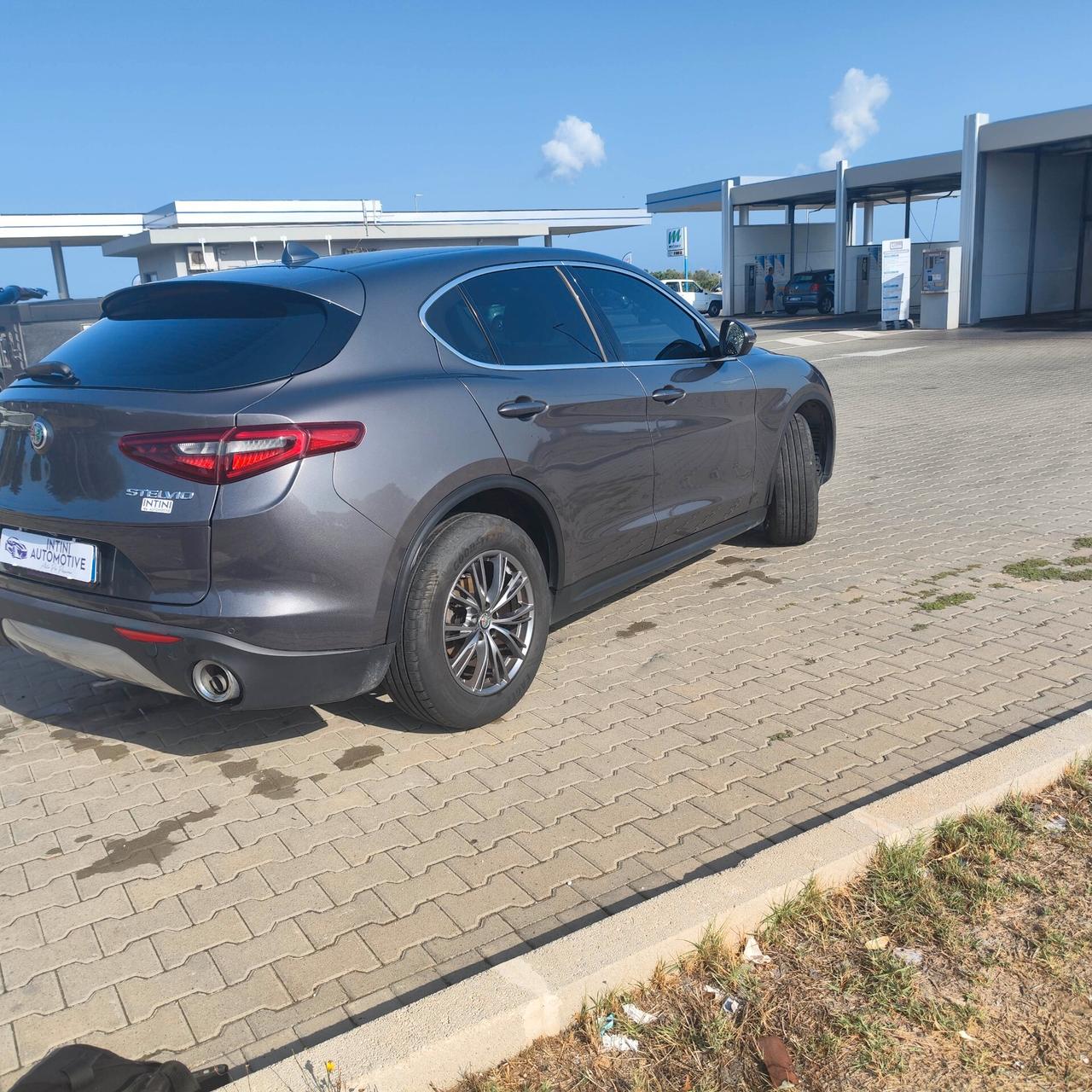 Alfa Romeo Stelvio 2.2 Turbodiesel 210 CV AT8 Q4 Executive