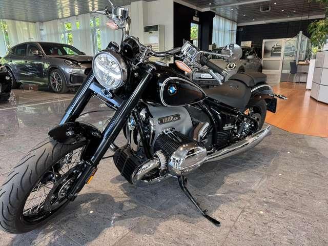 BMW R 18 Black