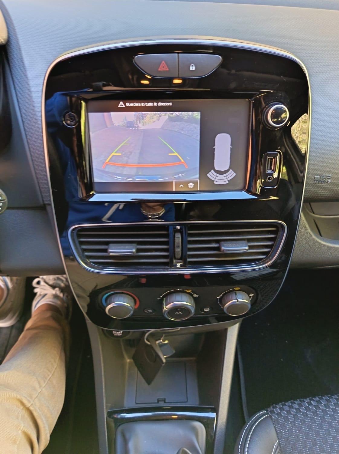 Renault Clio dCi 8V 75 CV 5 porte Duel2