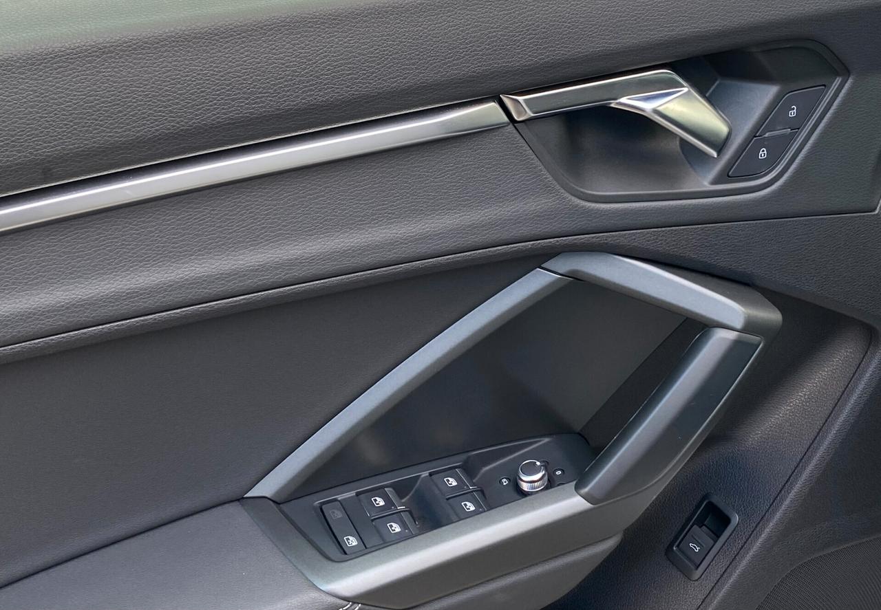 Audi Q3 S line edition 2.0 TDI 190CV s-tronic quattro 40