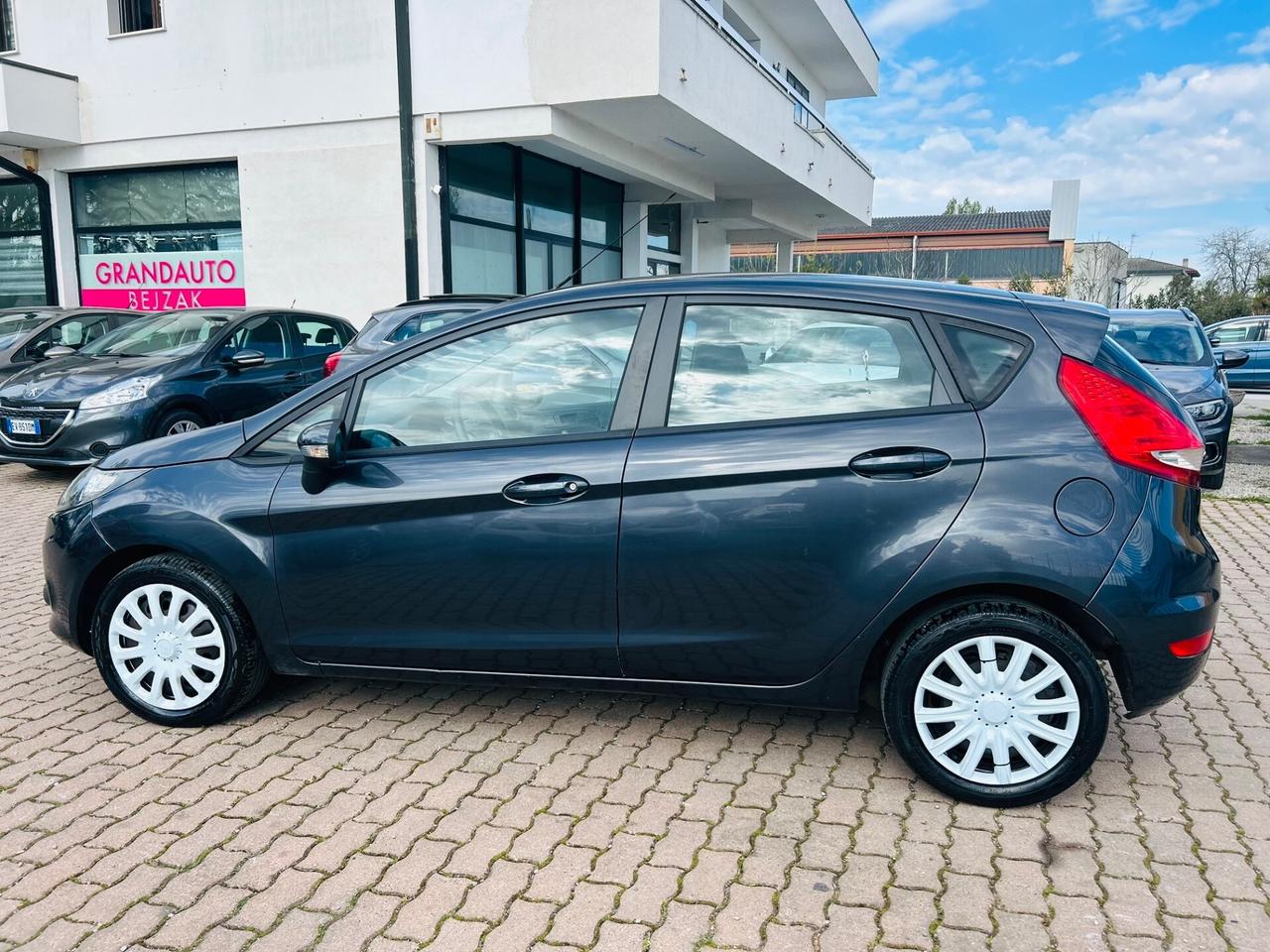 Ford Fiesta 1.4 TDCi 5p. Titanium
