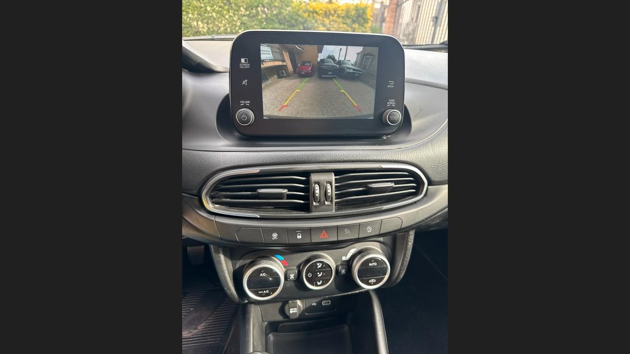 Fiat Tipo 1.6 RESTYLING 5 porte 2023