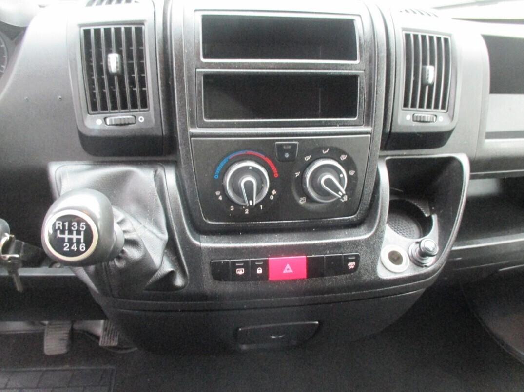 Peugeot Boxer 2.2 HDI 130 CV 3 Posti