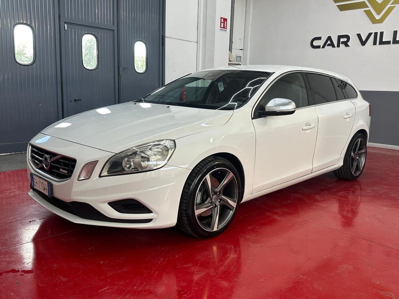 Volvo V60 D5 AWD Geartronic Summum