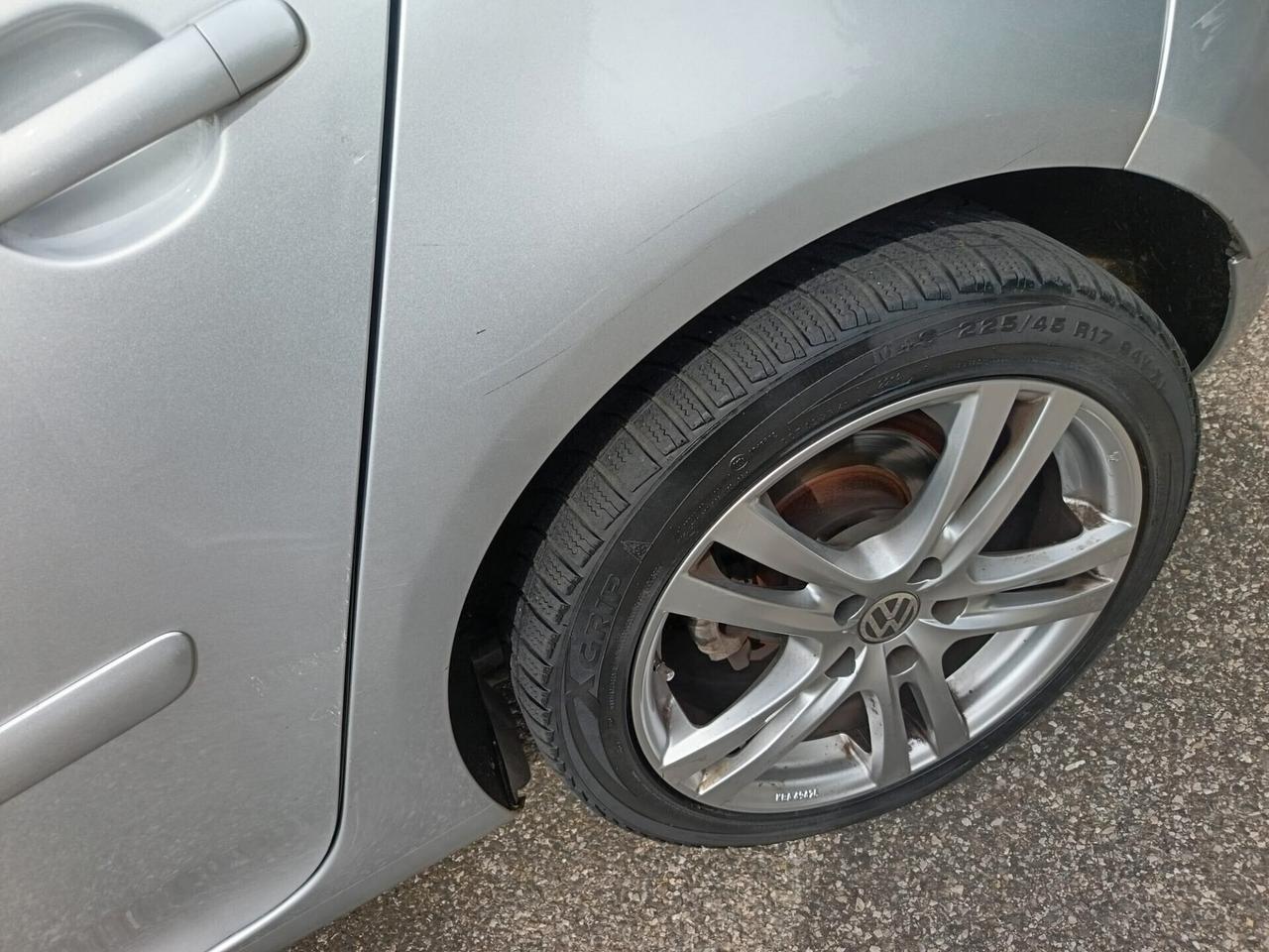 Volkswagen Golf 1.9 TDI 5p. Sportline