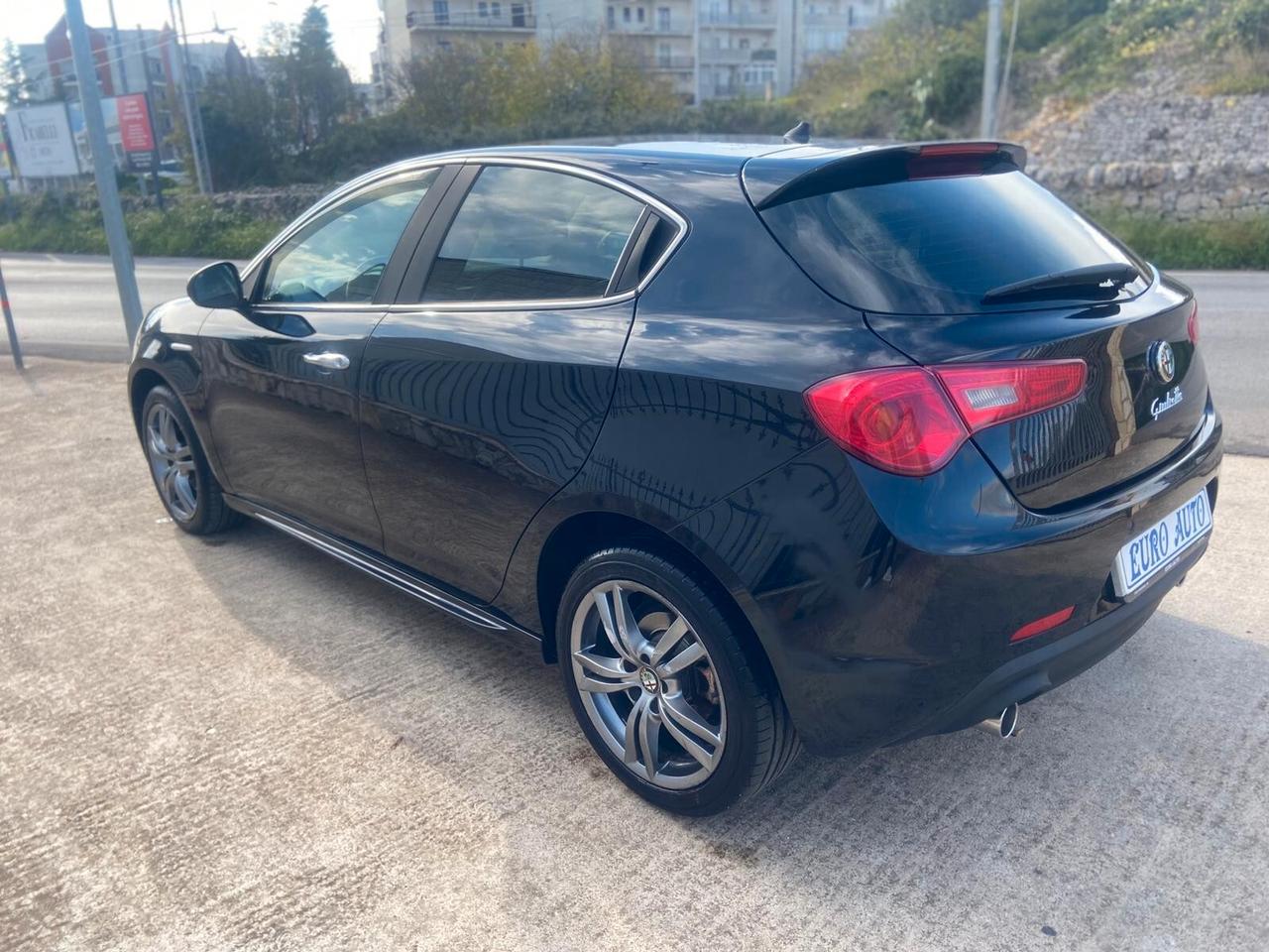 Alfa Romeo Giulietta 1.6 JTDm-2 105 CV Exclusive