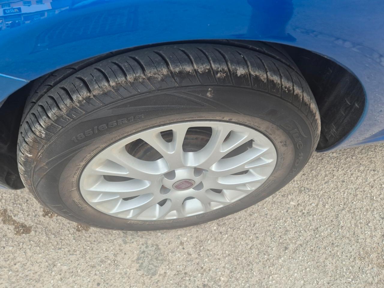FIAT PUNTO EVO ANNO 2011 1.2 70 CV SOLI KM 80000 CERTIF