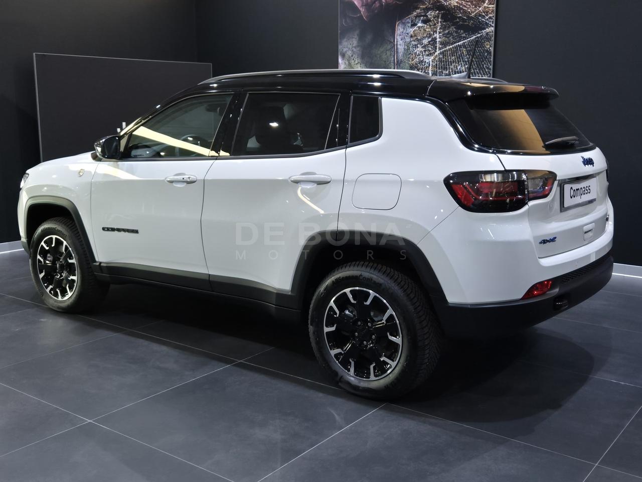 Jeep Compass 1.3 turbo t4 phev trailhawk 4xe auto