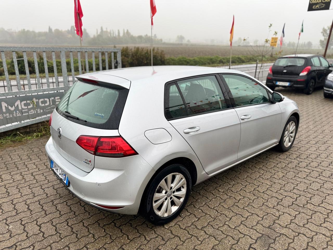 Volkswagen Golf 7 1.6 TDI 2016 NEOP. AUTOMATICA