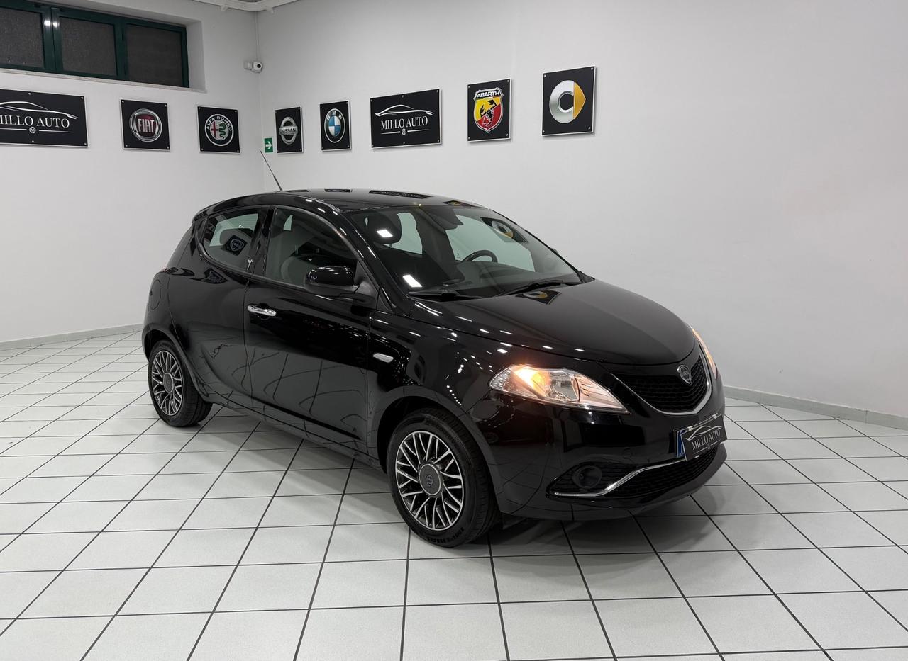 Lancia Ypsilon 1.2 69 CV 5 porte GPL Ecochic Gold