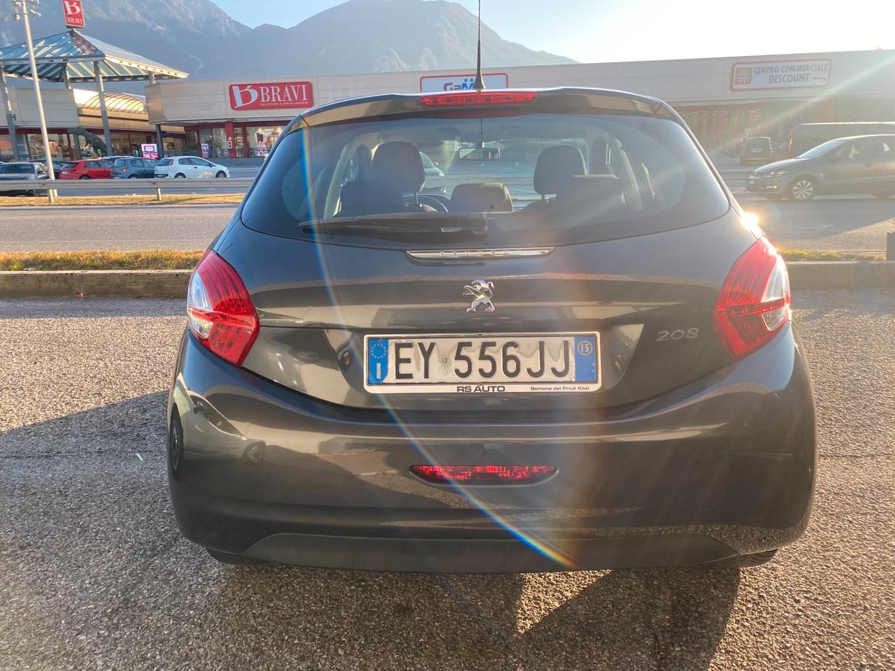 Peugeot 208 1.4 HDi 68 CV 5 porte Active