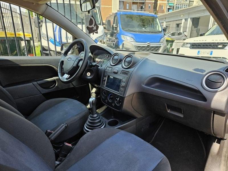 Ford Fiesta Fiesta 5p 1.4 Ghia