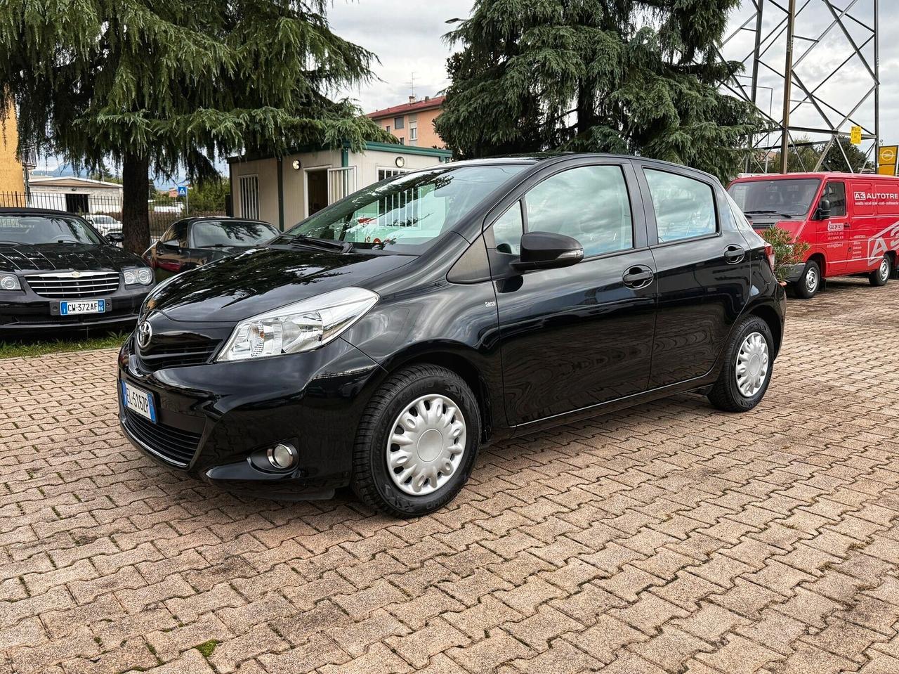 Toyota Yaris 1.0 5 porte Lounge OK NEOPATENTATI