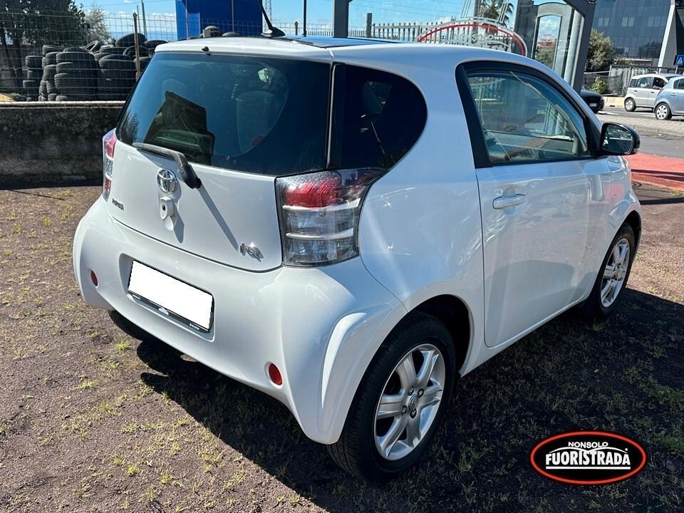 Toyota iQ 1.0 Sol Bianco perla tetto nero Lucido