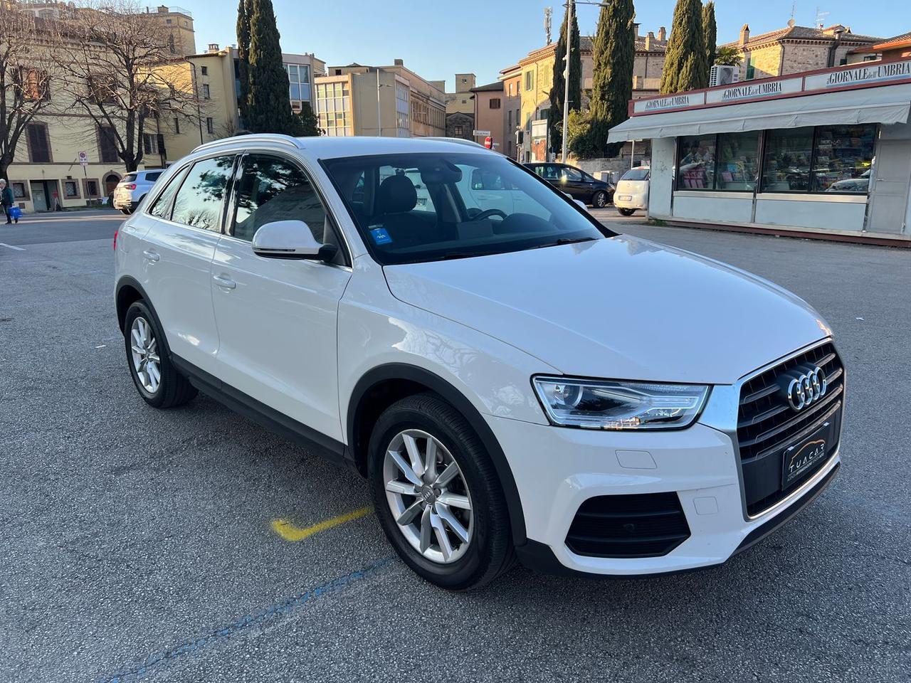 Audi Q3 2.0 TDI #9611