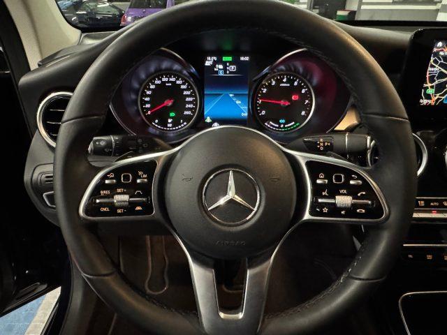 MERCEDES-BENZ GLC 300 e 4Matic EQ-Power Business Extra full opt