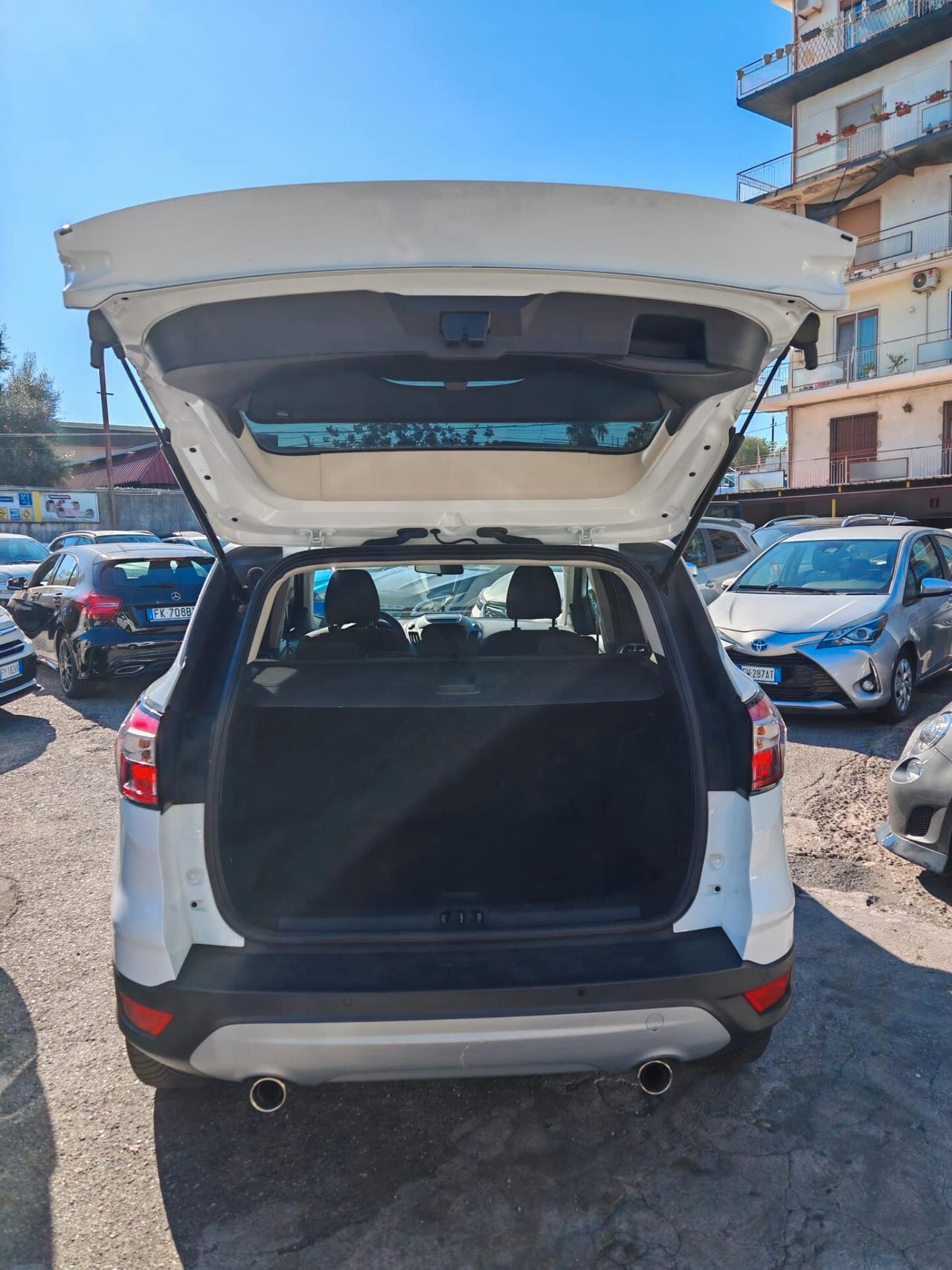 Ford Kuga 2.0 TDCI 120 CV S&S 2WD Business