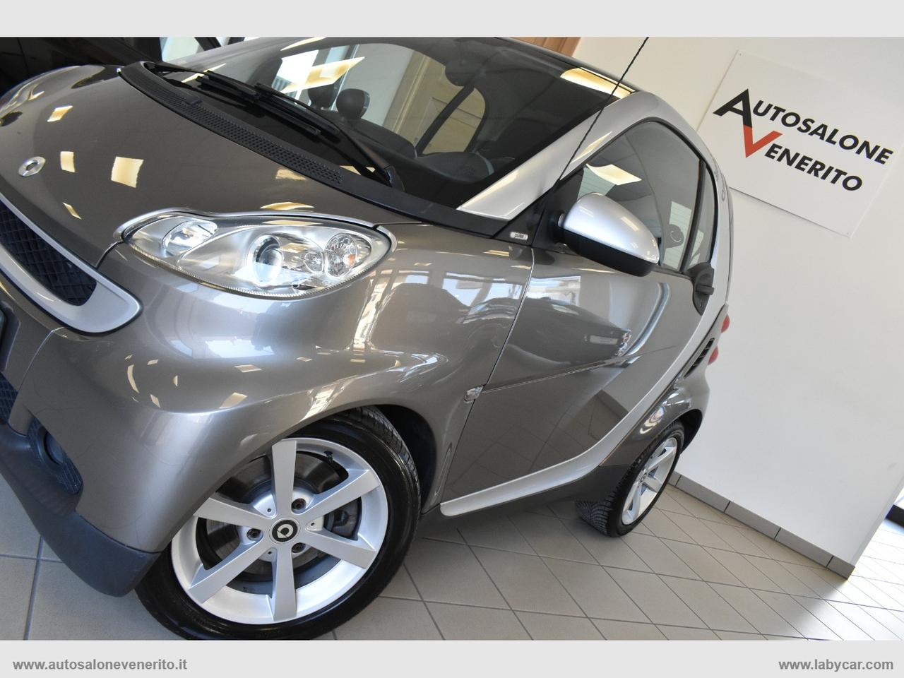 SMART fortwo 1000 52 kW MHD coupé passion