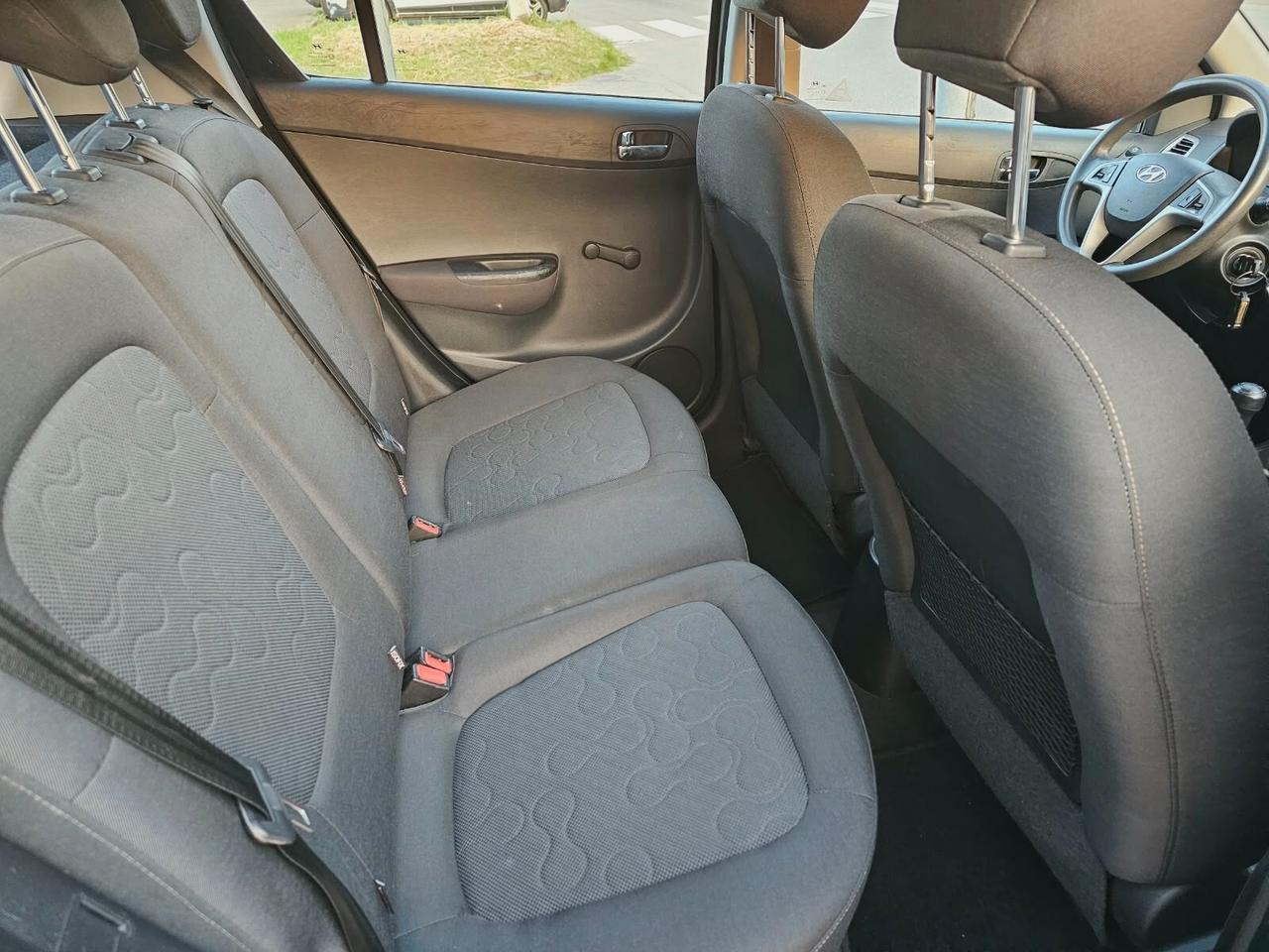 Hyundai i20 1.2 75cv Comfort*Clima*Cerchi*Navi*Neopatentati