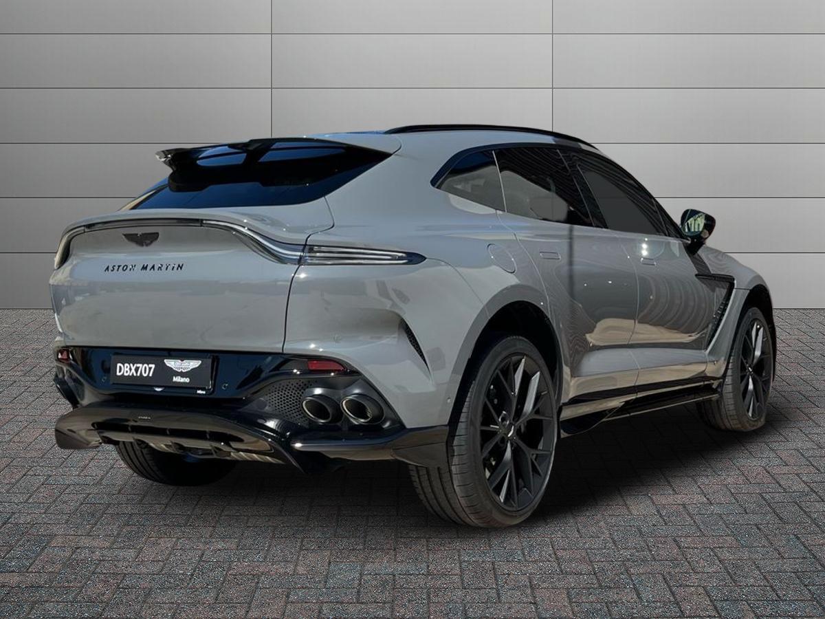 ASTON MARTIN DBX707 4.0