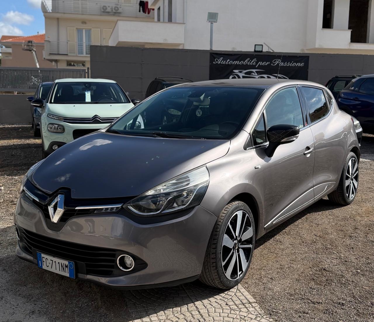 Renault Clio dCi 8V 90CV EDC Start&Stop 5 porte Energy Intens
