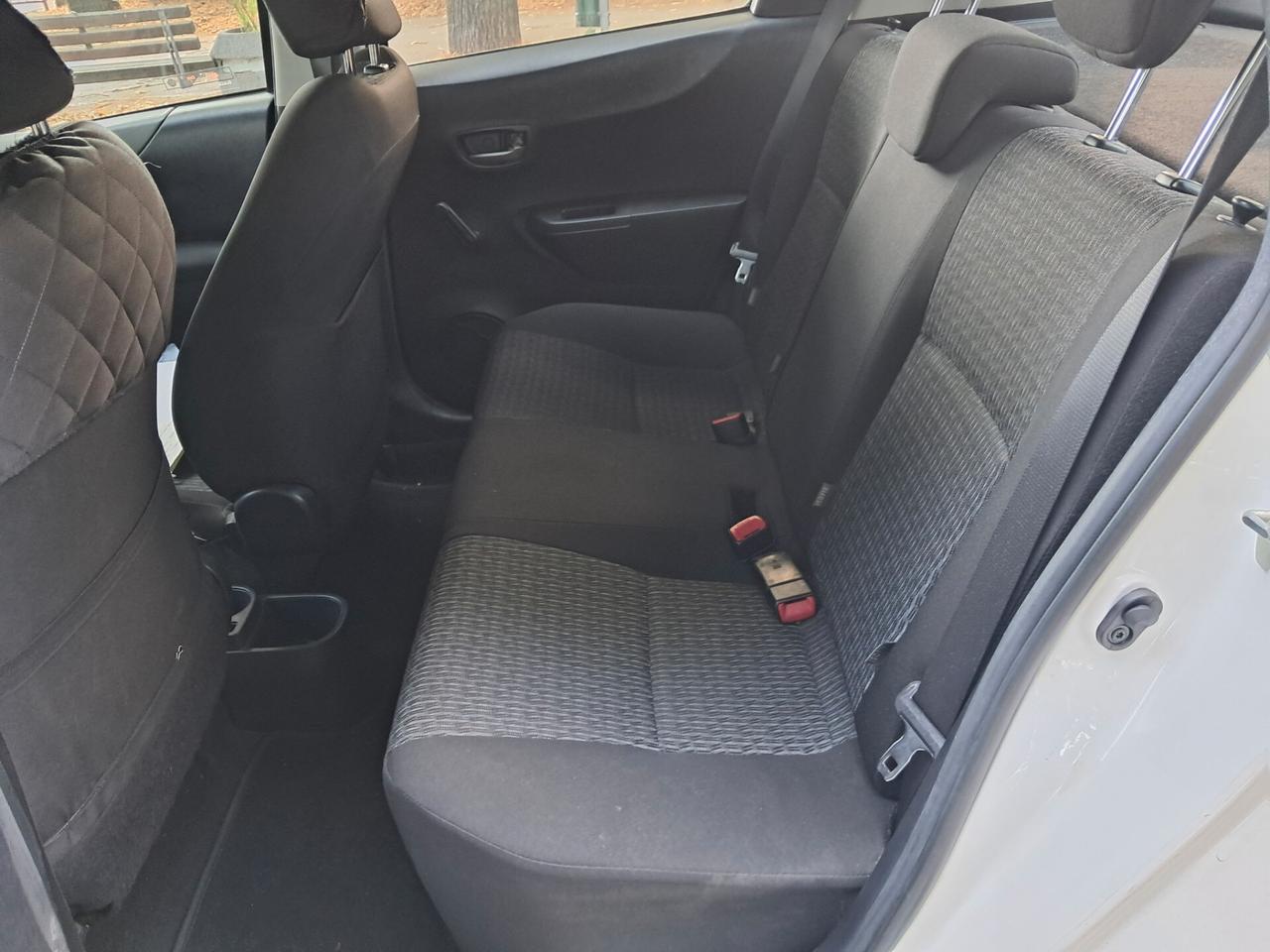 TOYOTA YARIS 1.4 D 2013