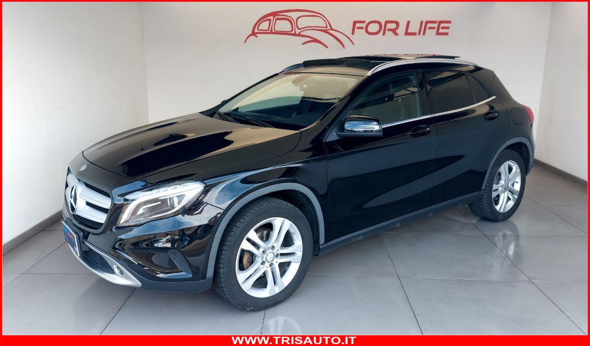 MERCEDES GLA 200 d 2.2 Executive (TETTO PANORAMICO APRIBILE)