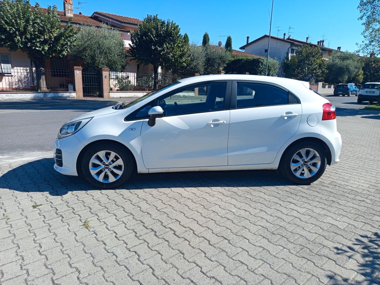 Kia Rio 1.2 CVVT 5p. Cool