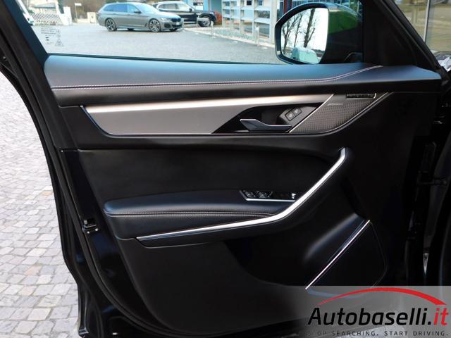 JAGUAR F-Pace 2.0D MHEV 204CV AWD R-DYNAMIC AUTOMATICA