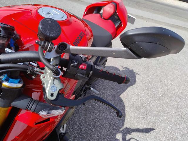 DUCATI Streetfighter V4S