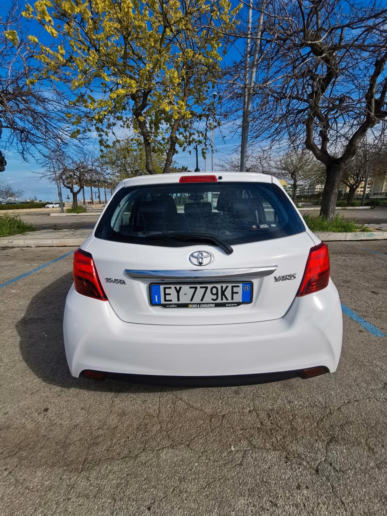 Toyota Yaris 1.0 5 porte Active - 2015