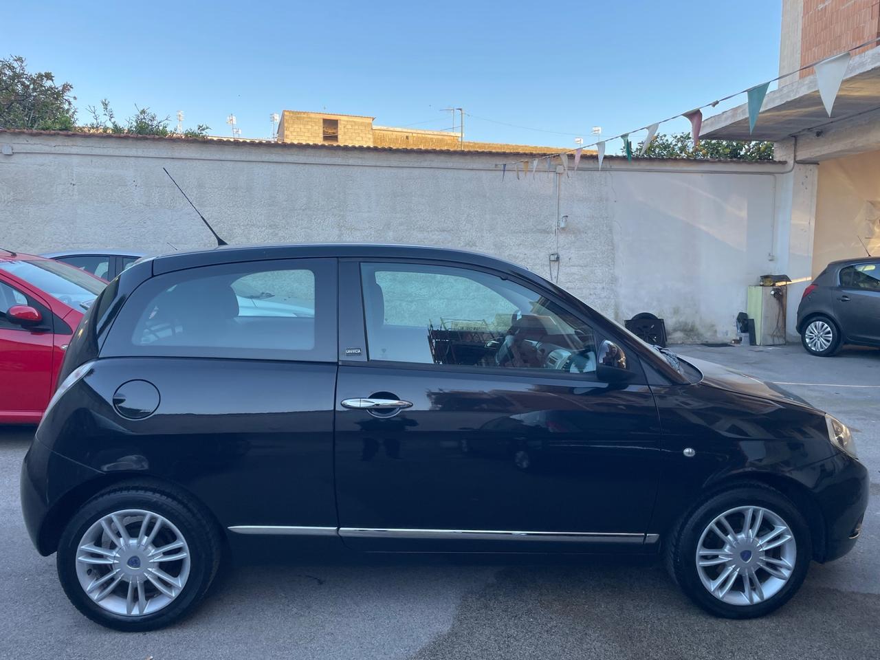 Lancia Ypsilon 1.2 69 CV Unyca full dal nord Italia