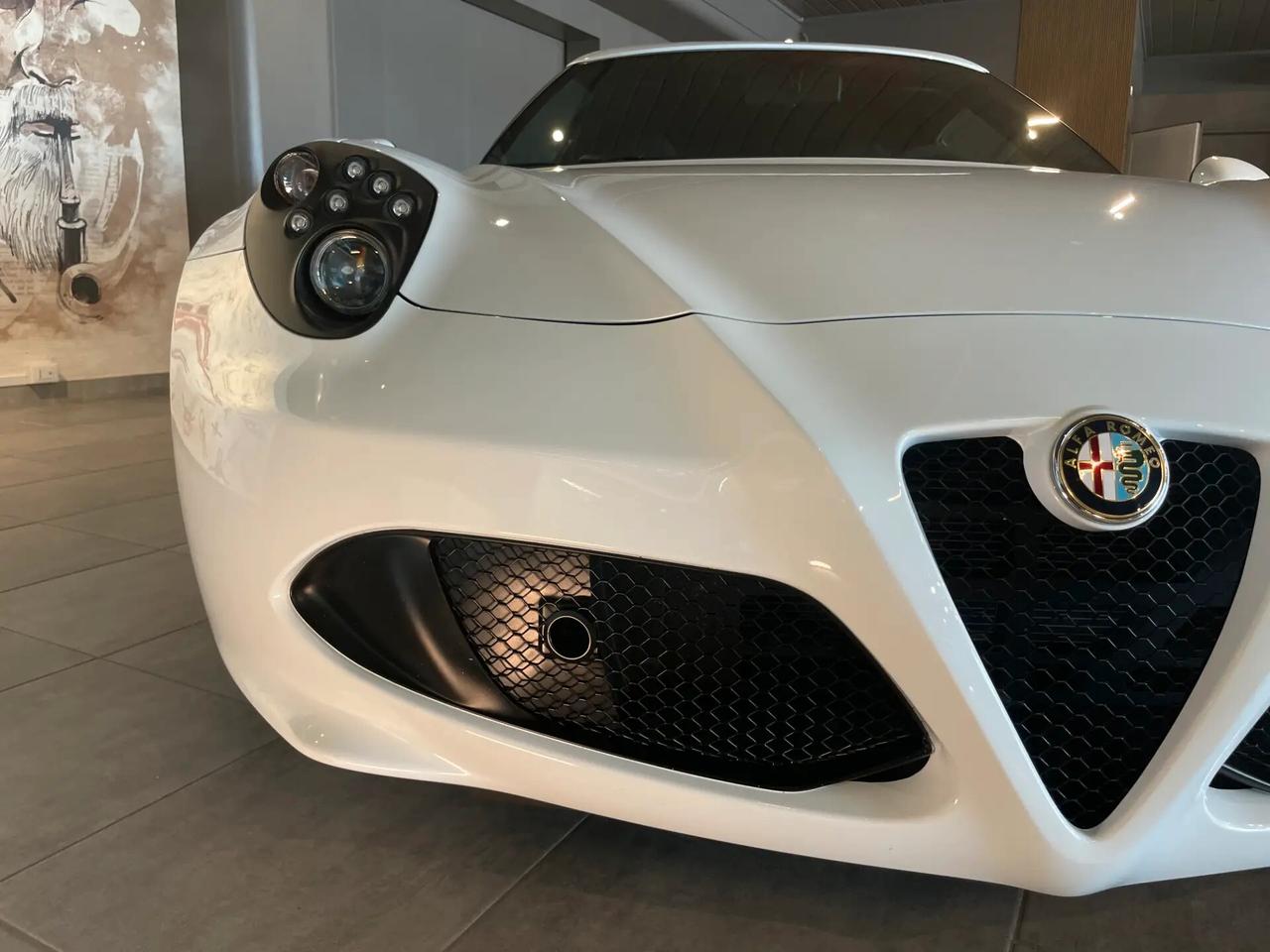 Alfa Romeo 4C 1750 TBi