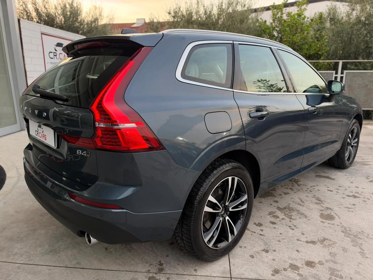 Volvo XC 60 XC60 B4 (d) AWD Geartronic Momentum Pro