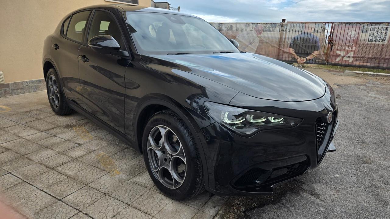 Alfa Romeo Stelvio 2.2 Turbodiesel 160 CV AT8 RWD Super