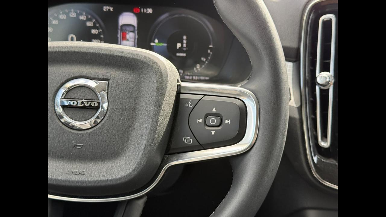 VOLVO XC40 - XC40 1.5 t5 phev Inscription Expression auto my21