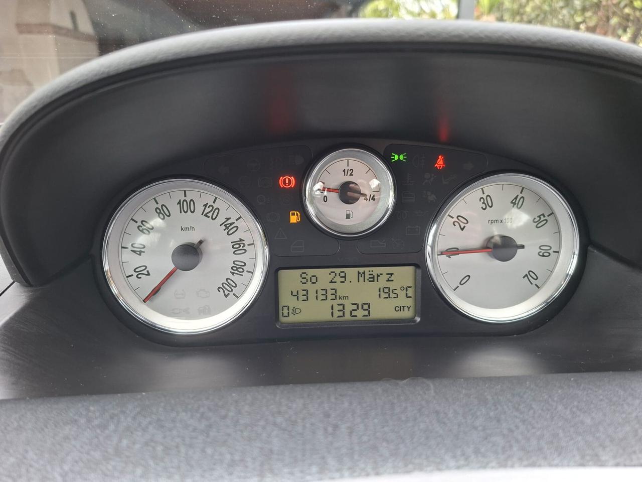 Lancia Ypsilon 1.2 69 CV 3 porte S&S Gold