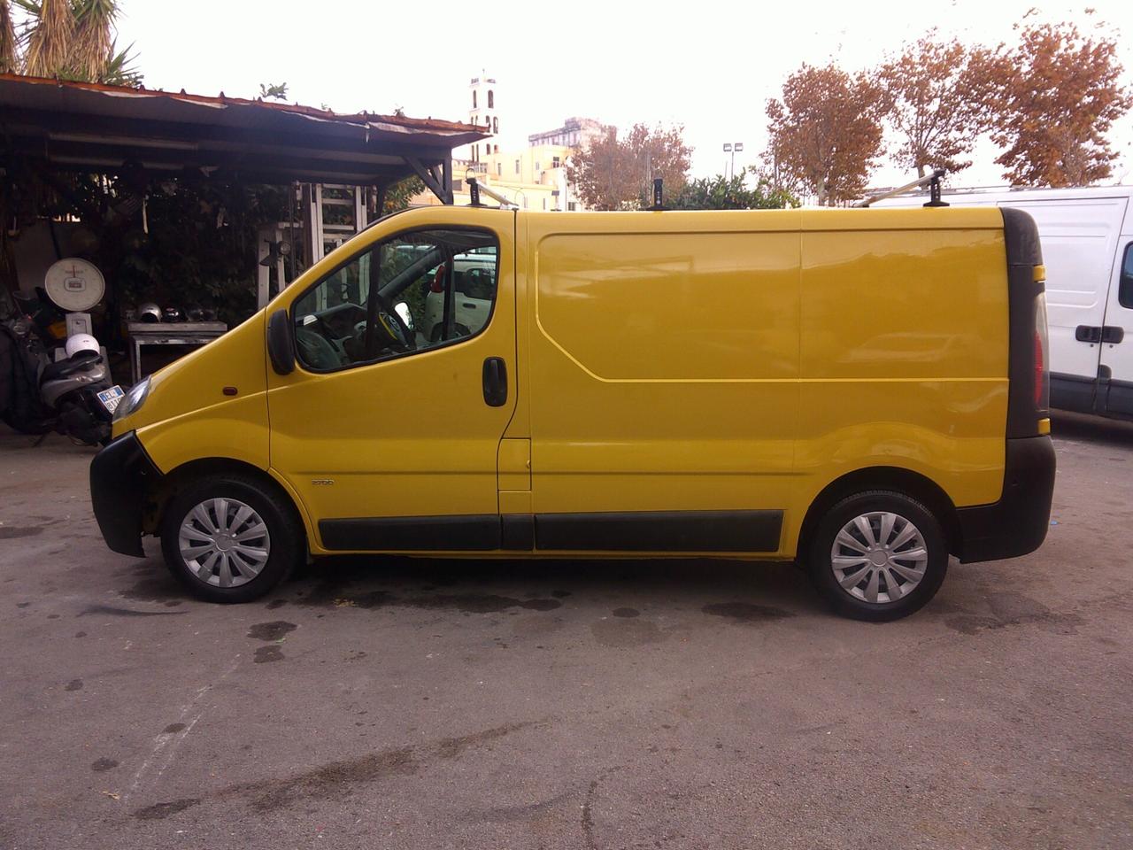 Opel Vivaro 27 1.9 CDTI/100CV PC-TN Furgone 05